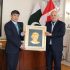 Artist presents medallion portrait of Jinnah to high commission in Canada