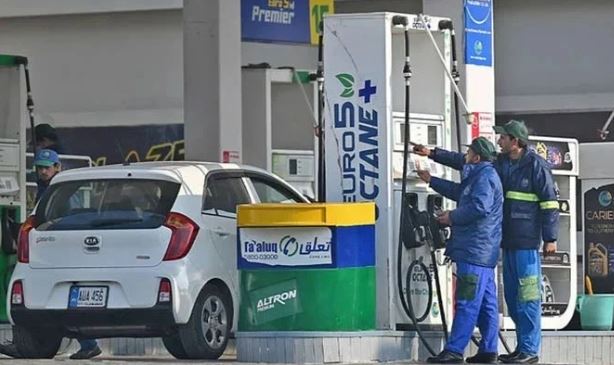 Petrol, diesel prices likely to increase in Pakistan from March 1