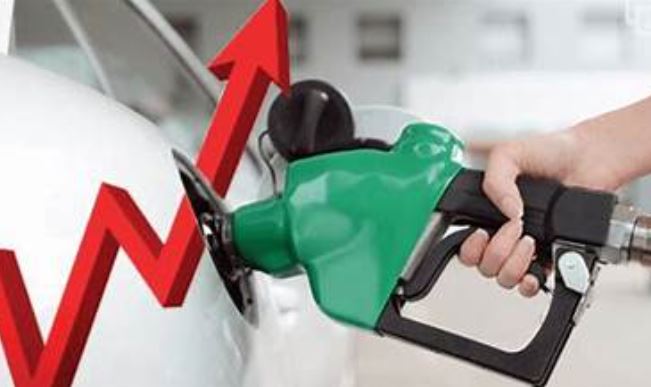 Fuel price hike adds to Pakistan’s economic woes