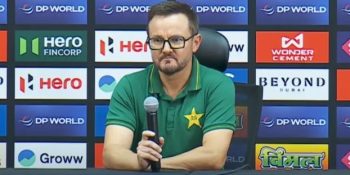 Hesson: toss right call, batting let us down vs India