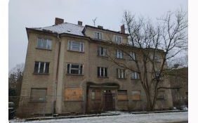 Berlin's crumbling 'Russian houses' trapped in bureaucratic limbo