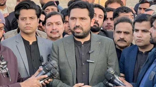 Cybercrime case: Non-bailable arrest warrant out for KP CM, again