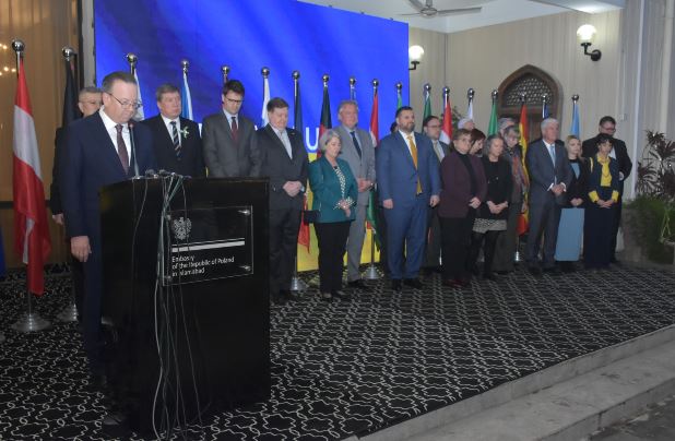 ISLAMABAD, FEB 11 /DNA/ - The European Delegation, Team Europe, and the Embassy of Ukraine jointly held a solemn event on Wednesday to mark the fourth anniversary of Russia’s full-scale invasion of Ukraine. Hosted at the Embassy of the Republic of Poland, the ceremony featured a documentary screening and photographic exhibition highlighting the devastating impact of the conflict on Ukrainian civilians. The event was attended by diplomats, politicians, journalists, think-tank representatives, human rights activists, NGO members, and civil society leaders, who gathered to express solidarity with Ukraine and reaffirm support for its sovereignty and territorial integrity. In a joint statement, the EU Delegation, Team Europe, and the Ukrainian Embassy strongly condemned Russia’s ongoing aggression, particularly its deliberate targeting of Ukraine’s energy infrastructure during the harsh winter, calling it unacceptable and a violation of international humanitarian law. The statement urged Russia to cease hostilities, withdraw its forces, and engage in meaningful peace negotiations, noting that the EU had committed an additional €90 billion in support for Ukraine and continued to enforce sanctions to hold Russia accountable. Ukrainian Ambassador H.E. Mr. Markiian Chuchuk reflected on “Four Years of Ukraine’s Struggle for Freedom,” highlighting the immense human cost of the war, including over one million Russian casualties, tens of thousands of Ukrainian deaths, abductions of children, and the displacement of millions. He condemned Russia’s imperial ambitions, emphasized Ukraine’s commitment to peace, and stressed that compromise and political will from both sides are essential—conditions he said remain absent on the Russian side. Ambassador Chuchuk also thanked Pakistan for its principled support and urged Islamabad to play an active role in advancing a just peace through its position on the UN Security Council. EU Ambassador H.E Mr Raimundas Karoblis, speaking on behalf of Team Europe, praised Ukraine’s resilience and reiterated the EU’s unwavering support. He condemned Russia’s attacks on civilians, energy, and transport infrastructure, leaving millions without electricity and heating during winter, and stressed that the EU would continue to pressure Russia economically, including through energy import reductions and bans on refined petroleum products. He highlighted Europe’s ongoing battles with hybrid threats, including cyberattacks and disinformation campaigns, and emphasized Pakistan’s important role in multilateral efforts to compel Russia into credible peace negotiations. German Ambassador HE Mrs. Ina Lepel reaffirmed Europe’s support, noting the EU’s €90 billion aid package for Ukraine, condemning Russia’s war crimes, and highlighting the humanitarian crises caused by attacks on energy infrastructure. She reiterated that Ukraine is ready for serious negotiations while Russia persists with maximalist demands, stressing that pressure on Moscow would continue until meaningful dialogue occurs. Polish Ambassador H.E. Mr. Maciej Pisarski condemned recent Russian strikes on residential areas and critical infrastructure as a deliberate strategy to inflict civilian suffering, particularly during the harsh winter. He reaffirmed Poland’s full solidarity with Ukraine and called on Russia to end the war immediately. A statement from the Embassy of Poland further noted that Russia’s aggression threatens global security, disrupts energy and food supplies, and destabilizes international peace, urging continued international support for Ukraine, both military and non-military. The speakers collectively emphasized that ending Russia’s war of aggression requires sustained diplomatic and practical support for Ukraine, accountability for Russian war crimes, and a coordinated global effort to prevent further destabilization.