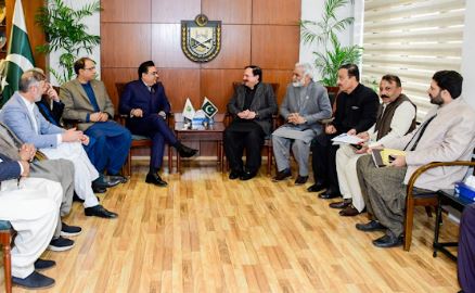 Secretary WWF, President ICCI pledge joint efforts for workers’ welfare