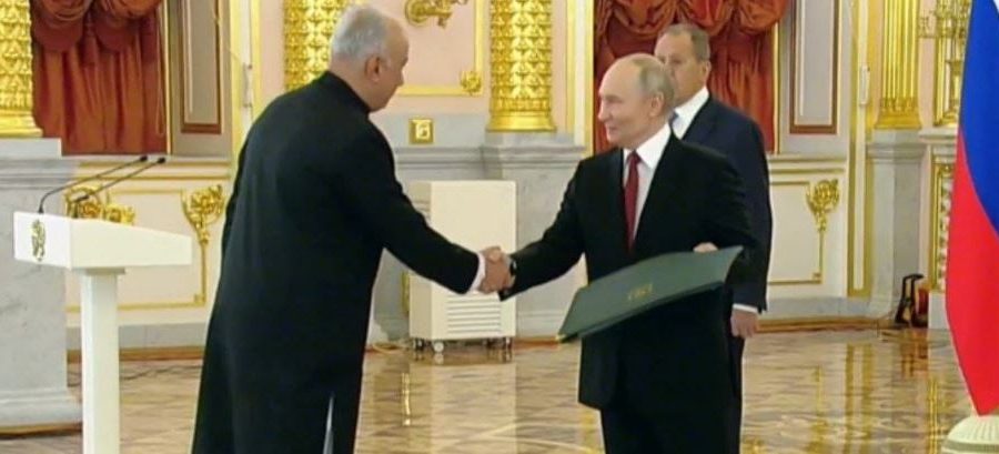 Pakistan pursues peace, strengthens strategic cooperation with Russia, Envoy says