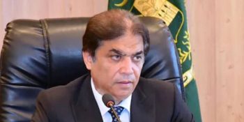 Hanif Abbasi orders probe into Tezgam Express incident