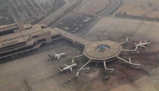 'Pakistan's airspace remains fully open', PAA denies partial closure reports