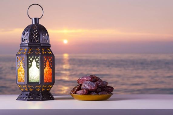 Ramadan and the Rhythm of Prices