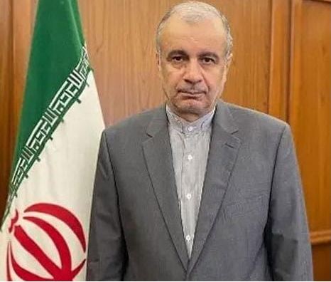 Strait of Hormuz Open for Pakistani Ships, Says Iranian Consul General