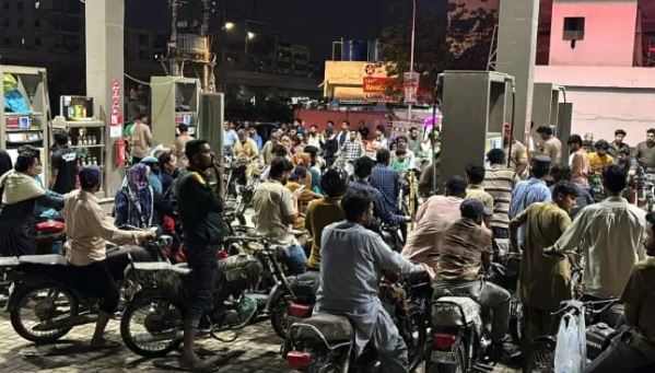 Govt extends fuel subsidy for motorcyclists, transporters for one month
