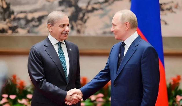 DPM Dar, Russian FM discuss rescheduling PM Shehbaz's Moscow visit