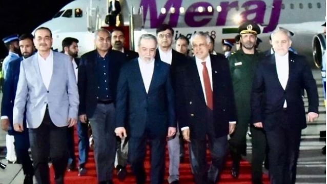 FM Araghchi back in Pakistan amid push to keep Iran-US peace talks on track: sources