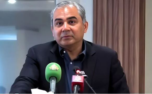 Naqvi urges businessmen to bring back at least 30% of their wealth to Pakistan