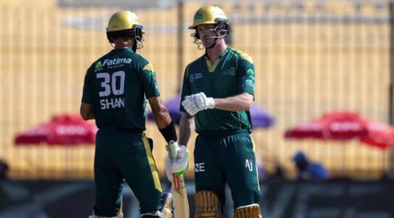 Multan Sultans pile up 207/7 against Karachi Kings in PSL 11 encounter