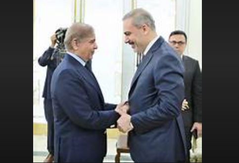 Turkish FM calls on PM Shehbaz Sharif