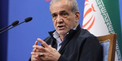 Iran president backs delegation ahead of Islamabad Talks