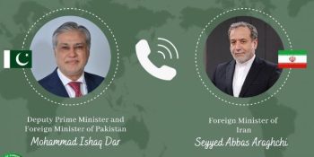 Iran, Pakistan FMs vow to boost regional peace efforts