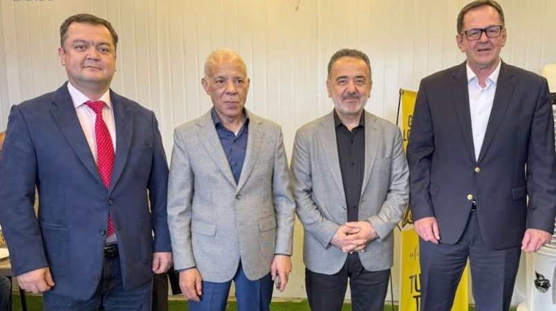 Diplomats unite in Islamabad for World Cup qualifiers