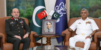 Turkish general visits Pakistan Navy Headquarters