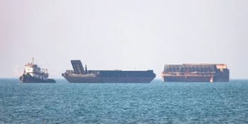 US says it has missile destroyers in Gulf, two American ships have crossed Hormuz