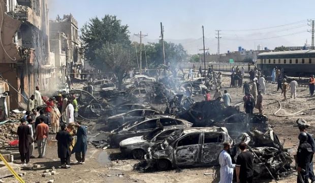 At least 14 martyred in blast near railway track in Quetta: Balochistan govt