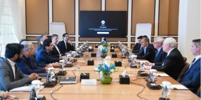 Ali Pervaiz Malik meets Barrick Chairman John L. Thornton