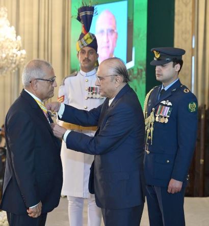 Aziz Boolani conferred with Hilal-e-Imtiaz