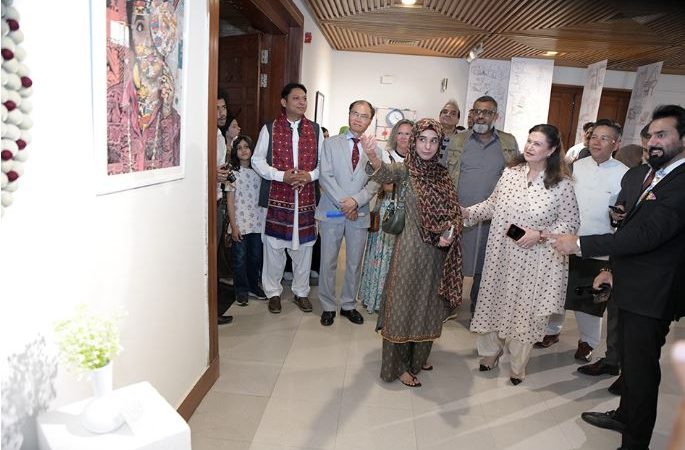 Students’ creative exhibition “Pop Revolution” held at PNCA