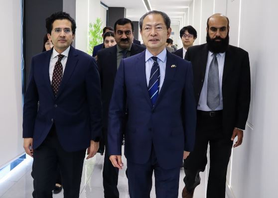 Pakistan, Japan vow to further strengthen cooperation in petroleum sector