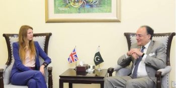 Aurangzeb meets British envoy, discusses economic reforms