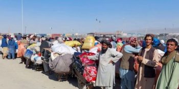 Govt orders crackdown on Afghan nationals living without visas