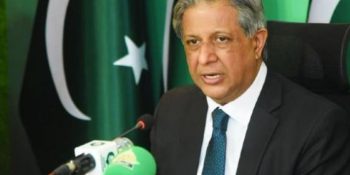 Govt pursuing efforts for release of 10 Pak hostages in Somalia