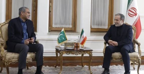 Naqvi in Tehran as Pakistan seeks to keep Iran-US talks on track