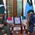 Commander Bahrain national guard calls on air chief