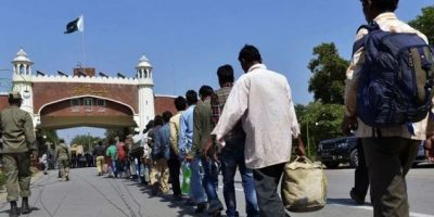 Pakistan and India exchange lists of prisoners