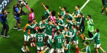 Mexico beat Ecuador 2-0 to reach World Cup last 16 and end knockout hoodoo