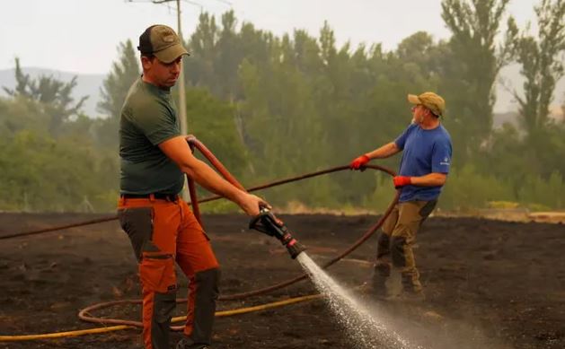 More than 430 evacuated from care homes due to Madrid blazes