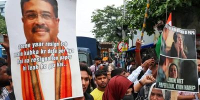 India youth protesters agree to end protests after talks with government