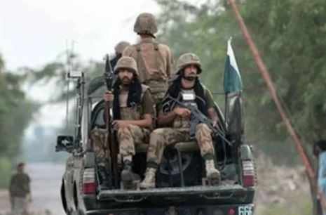 Terrorist killed as security forces foil major terror bid in Wana: security sources