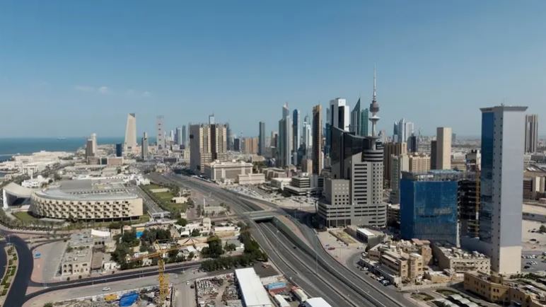 Iran attacked Kuwaiti power and water desalination plants on Monday, ministry says