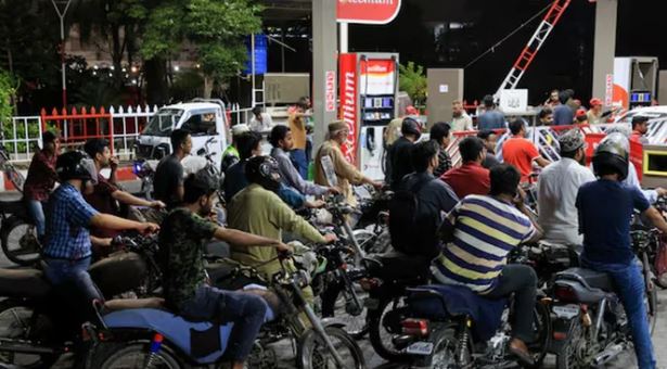 Petrol pump owners defer nationwide strike after negotiations with govt