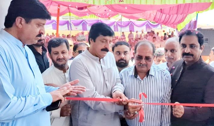 Governor Punjab Saleem Haider inaugurates two NADRA facilitation centers