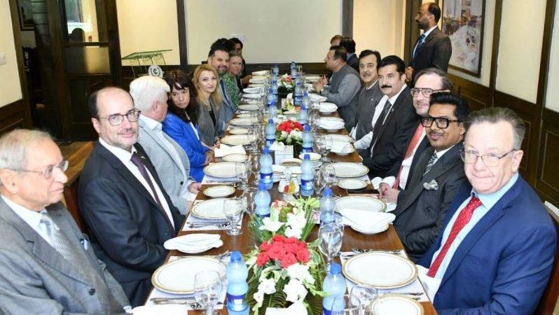 Kundi hosts diplomats to strengthen Pakistan-Europe ties