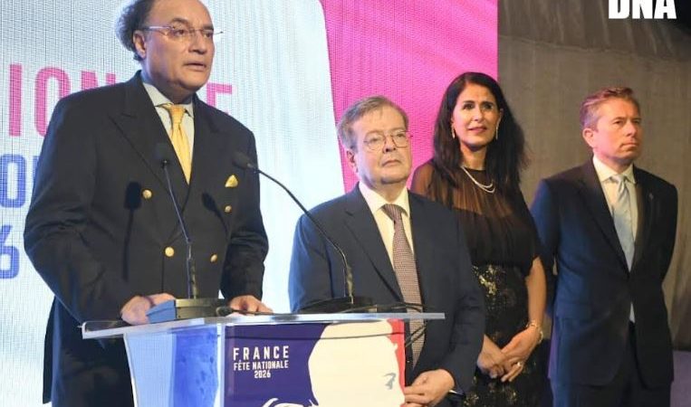 Pakistan reaffirms commitment to peace as France celebrates National Day in Islamabad