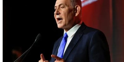 Netanyahu says Iran is top agenda in meeting with Trump