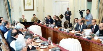 PM for strict actions against individuals, businesses involved in informal economy, tax evasion