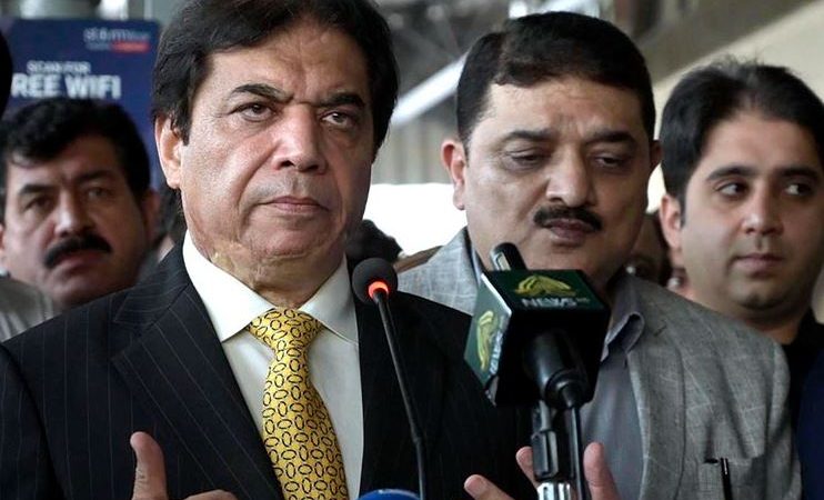 Abbasi leaves for Türkiye to boost Pakistan-Türkiye railways cooperation