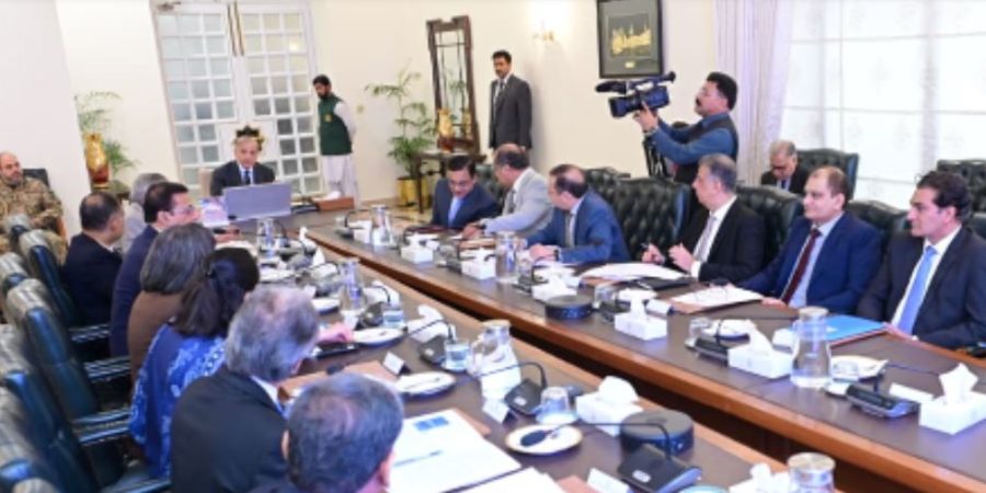 PM reaffirms Pakistan’s commitment to reforms, sets up high-level committee to review WB’s fiscal federalism report