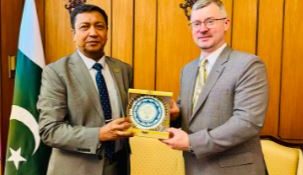Russian envoy meets COMSTECH to boost tech ties