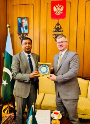 Russian envoy meets COMSTECH to boost tech ties